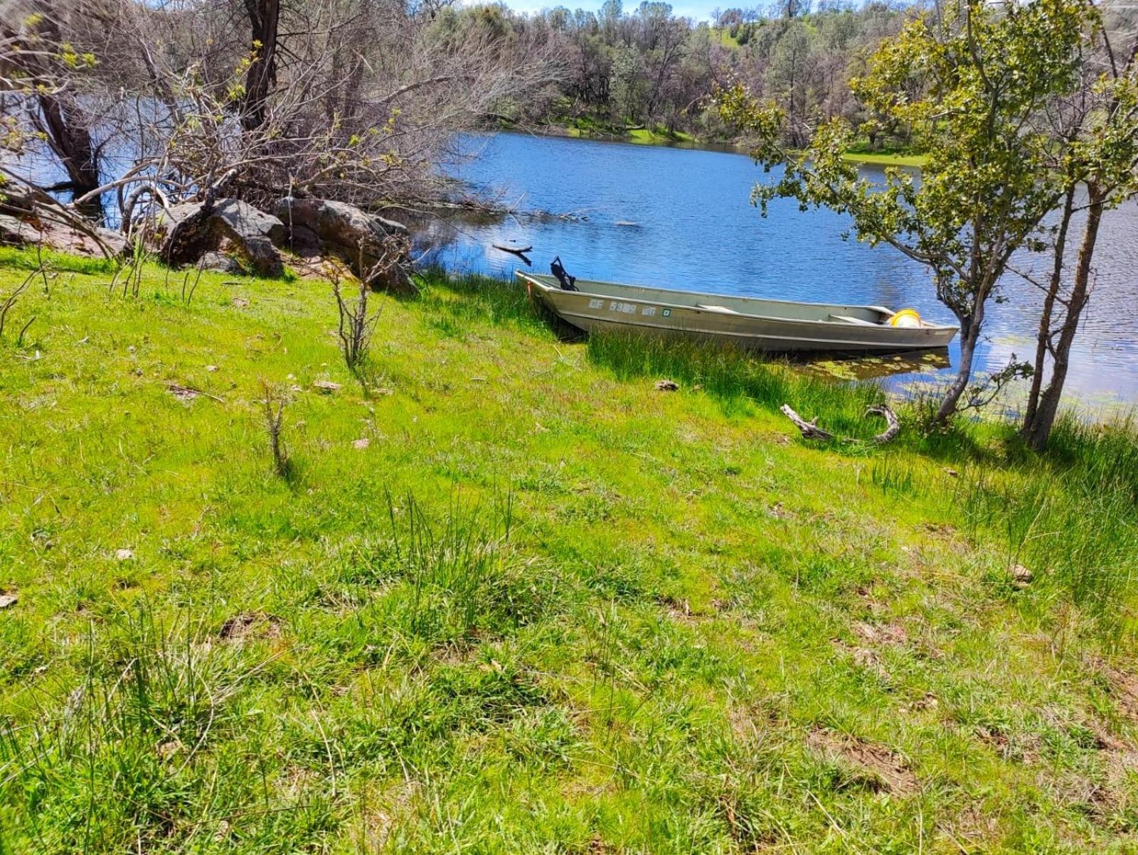 Rolling Oaks Ranch - 200 Acres Of Lakeside Beauty & Countryside Serenity Марипоса Екстериор снимка